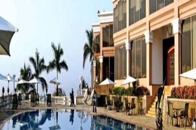 Palms Hotel & Convention Centre